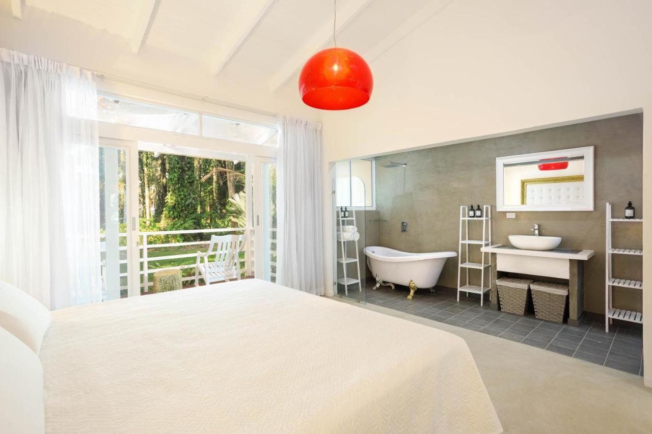 Gigi Brown Villa Paparazzi Beachfront Puerto Viejo de Talamanca Extérieur photo