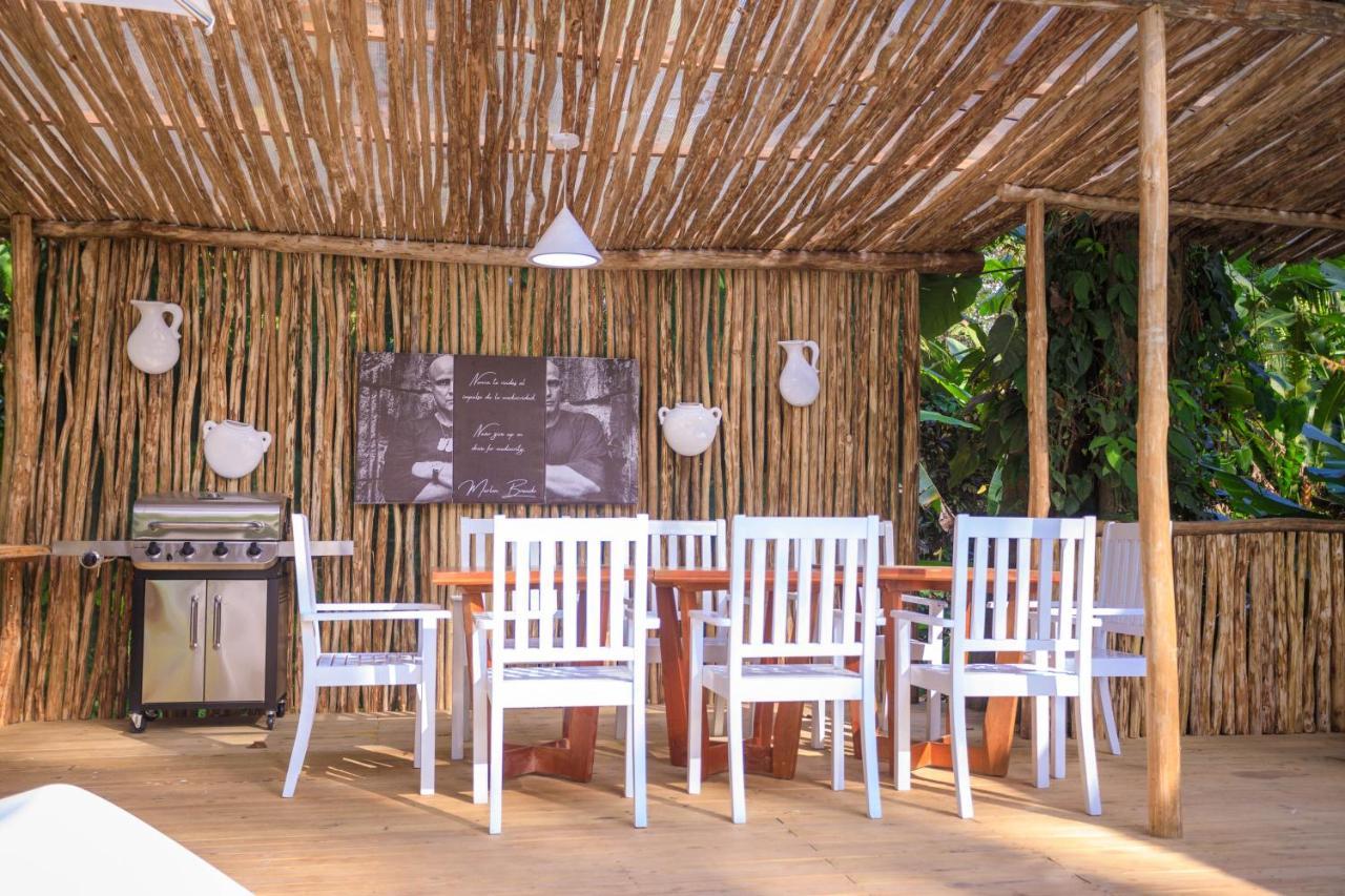 Gigi Brown Villa Paparazzi Beachfront Puerto Viejo de Talamanca Extérieur photo